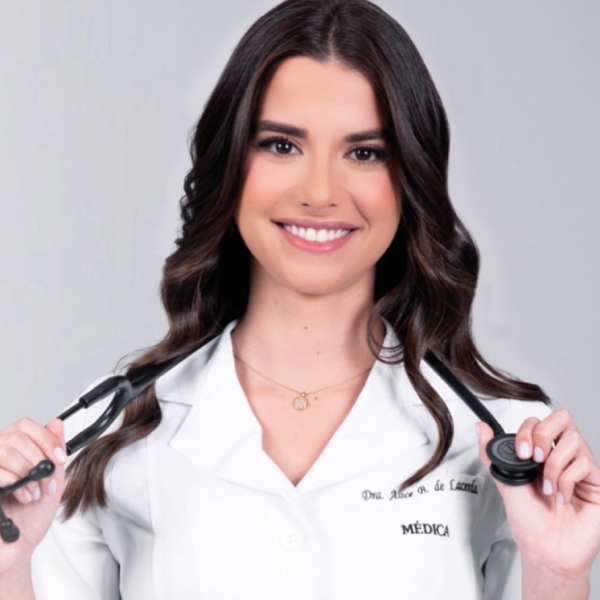 ALICE BARROS DE LACERDA